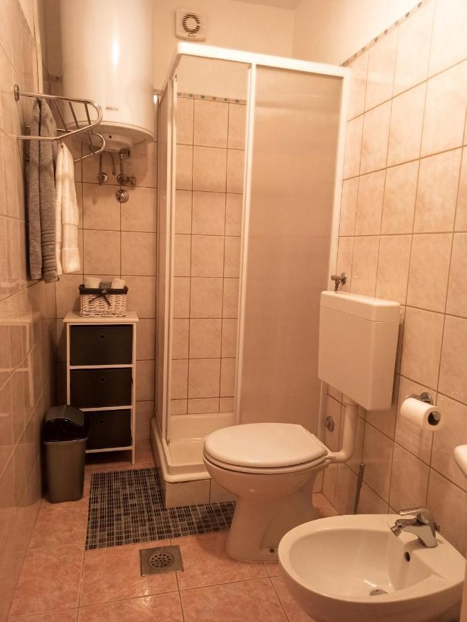 Apartman Dora Pula Ngoại thất bức ảnh
