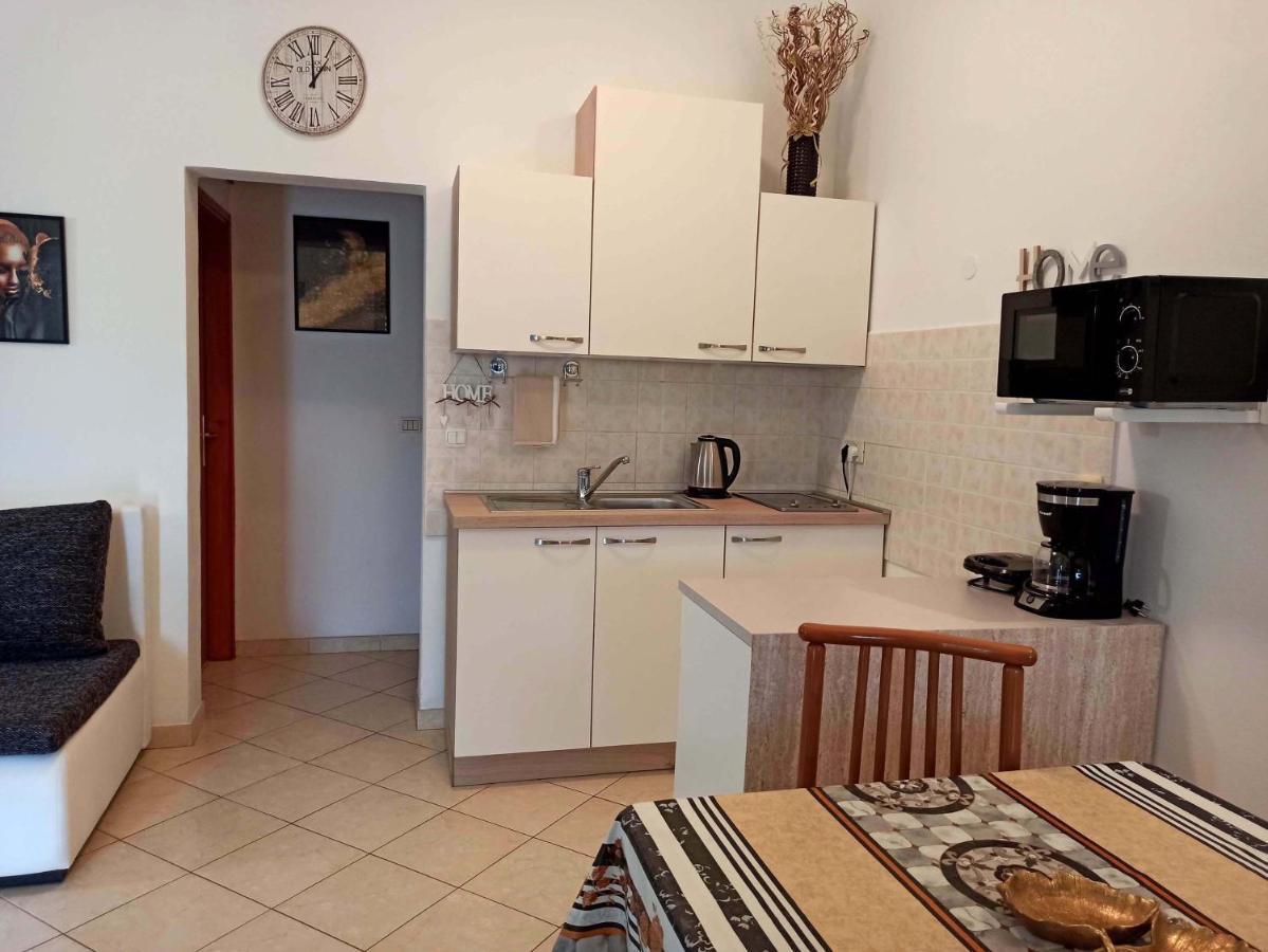 Apartman Dora Pula Ngoại thất bức ảnh